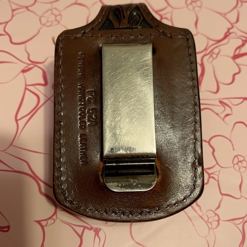 WESTERN HAND TOOLED LEATHER CELL CASE